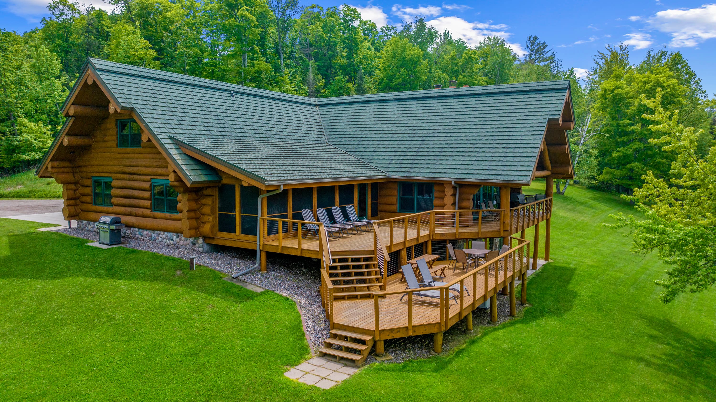 Outdoor Features